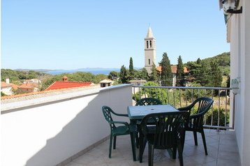 Chorwacja Privát Božava, Zewnątrz